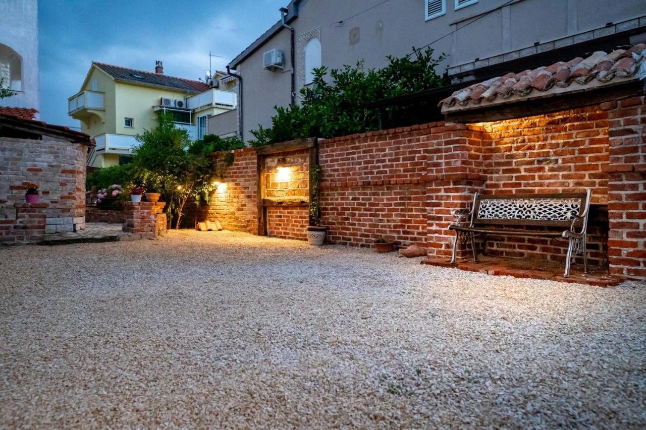 Grguric Apartments Palit Exterior foto