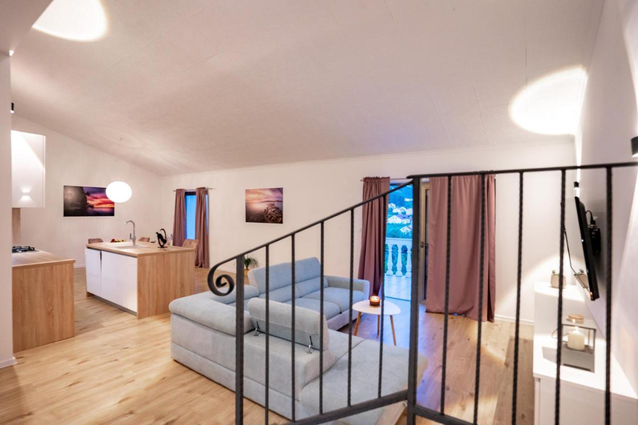 Grguric Apartments Palit Exterior foto